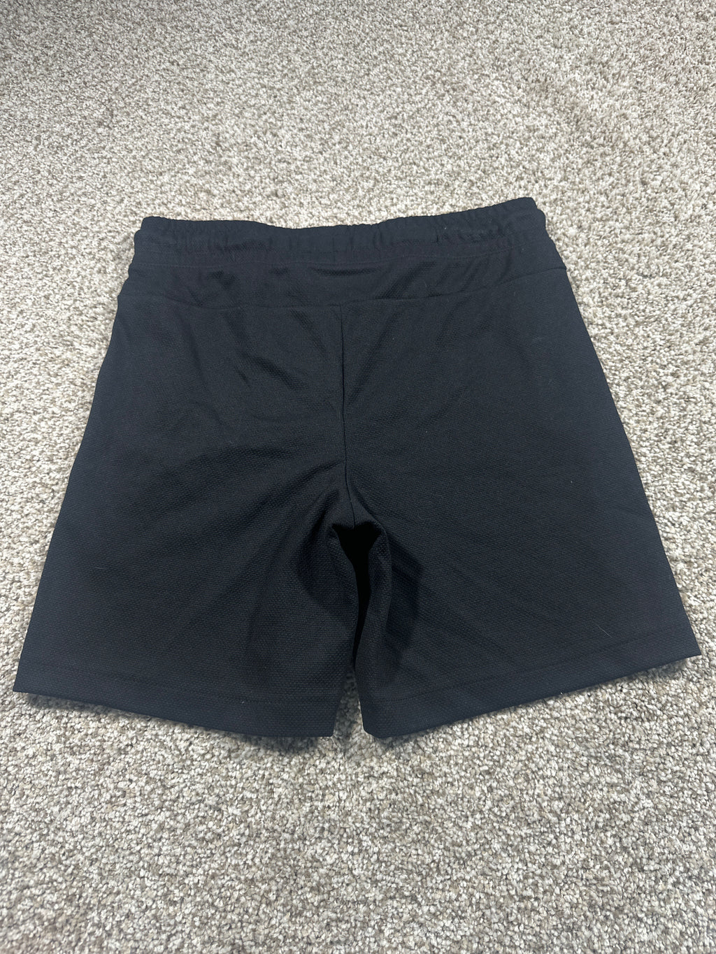 Art Class boys black textured knit pull-on shorts, size L 10/12