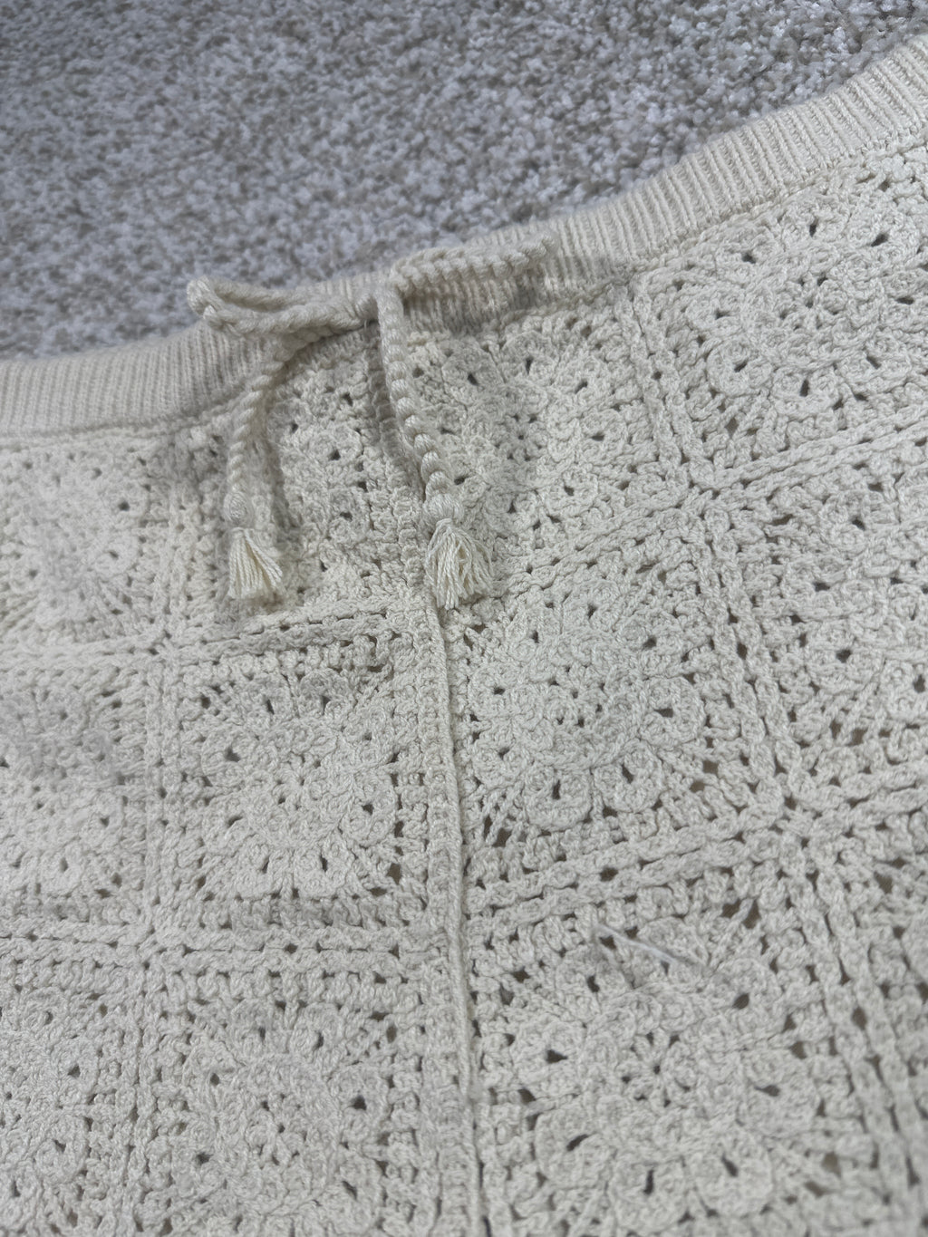 Art Class girls quiet cream crochet knit shorts, size XL 14/16