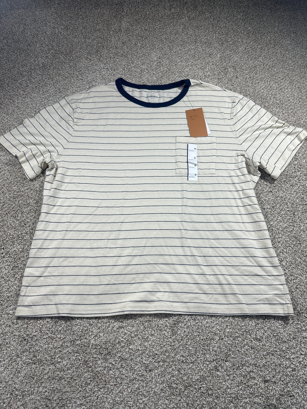 Goodfellow & Co textured vintage pocket T-shirt XL off-white navy stripe