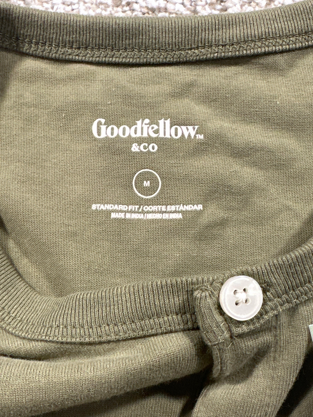 Goodfellow & Co vintage henley T-shirt men's medium olive green
