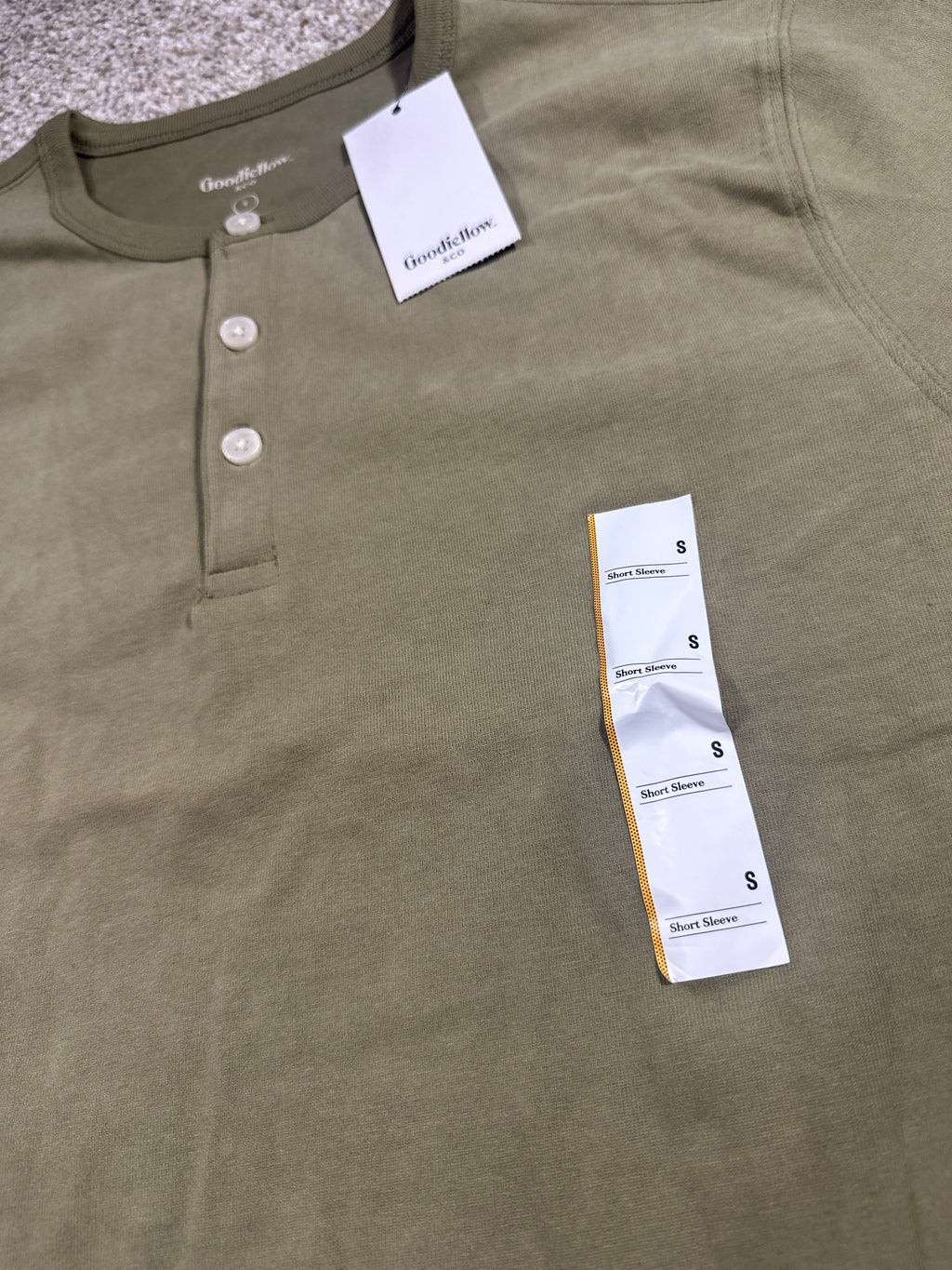Goodfellow & Co vintage henley T-shirt men's small olive green