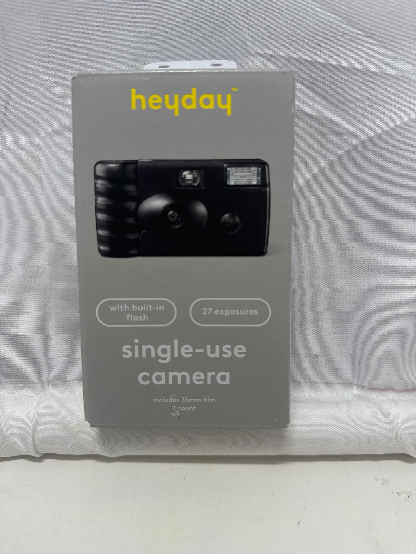 Heyday™ Single-Use Camera Black with Flash – 35mm Film (27 Exposures)