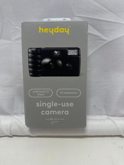 Heyday™ Single-Use Camera Black with Flash – 35mm Film (27 Exposures)