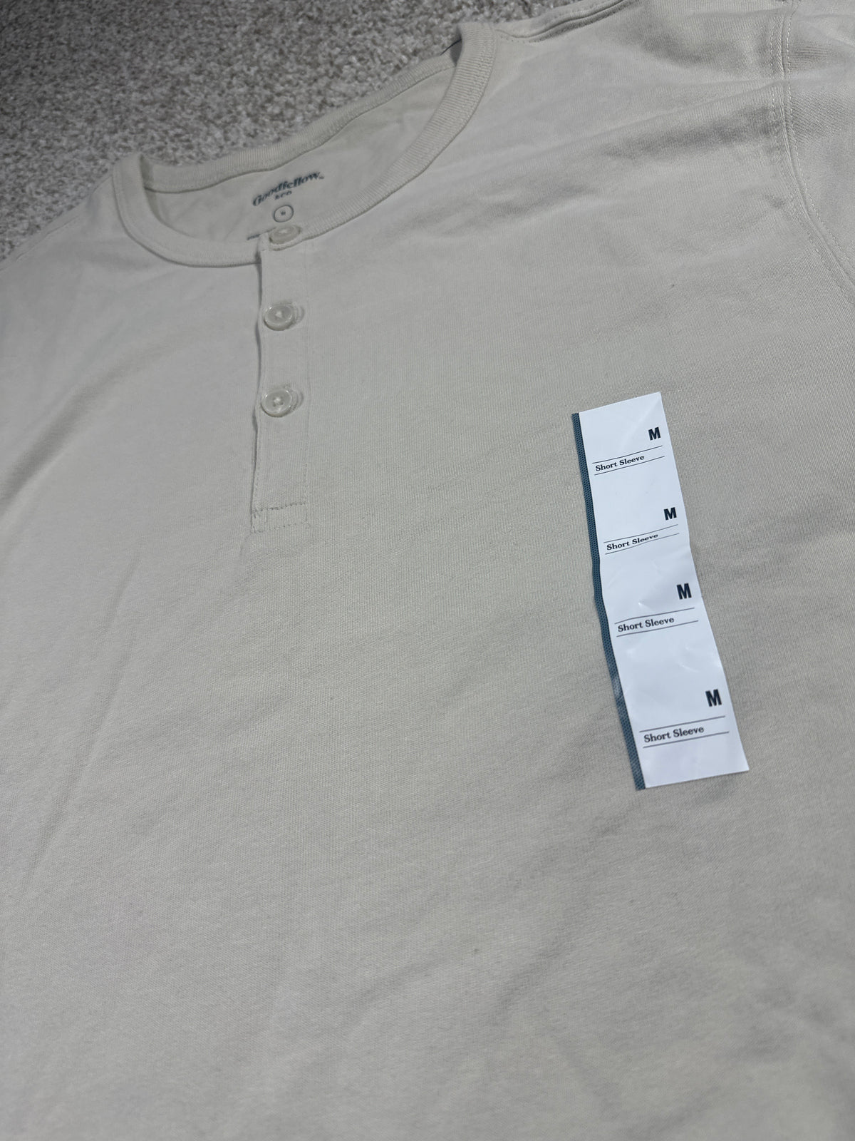 Goodfellow & Co vintage henley T-shirt men's medium light beige