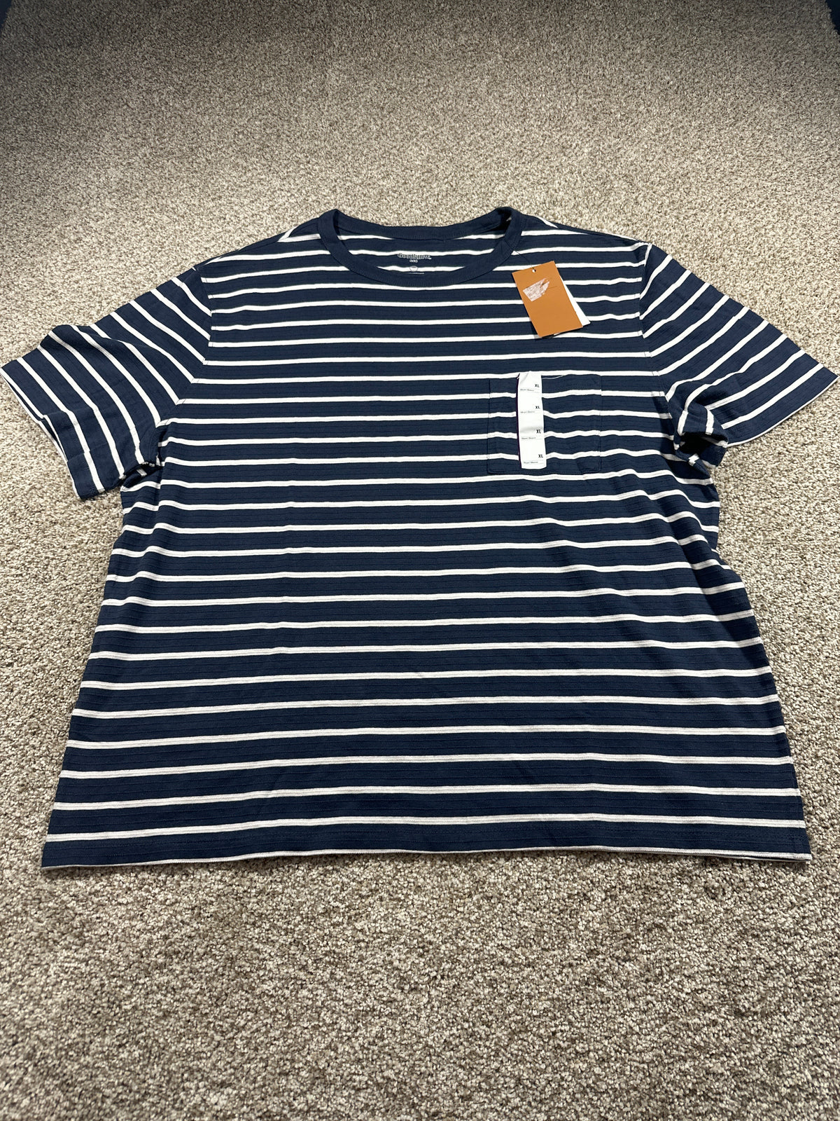 Goodfellow & Co textured vintage pocket T-shirt men's XL blue stripe