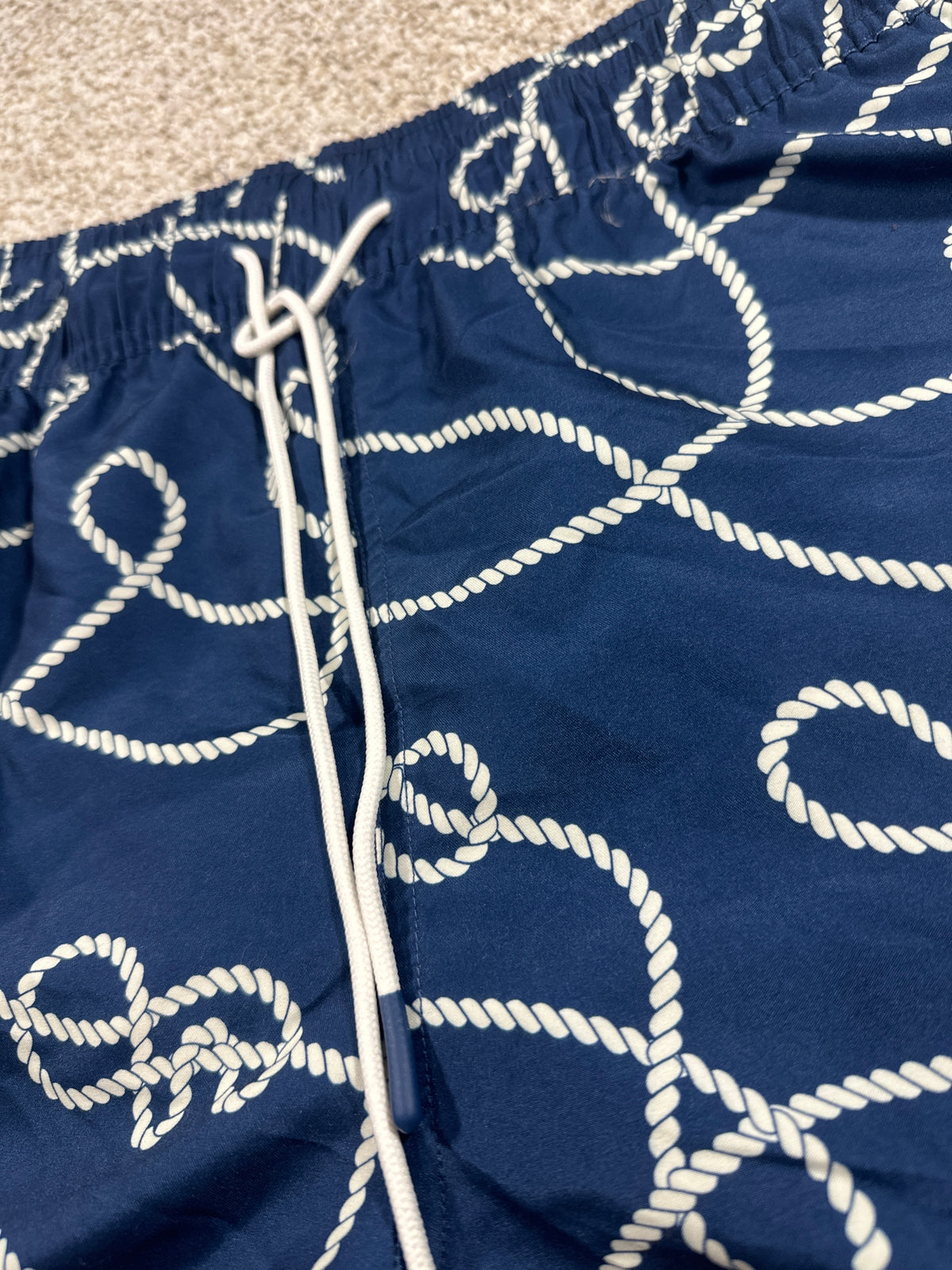 Goodfellow & Co 5 inch swim trunks men's large navy rope print