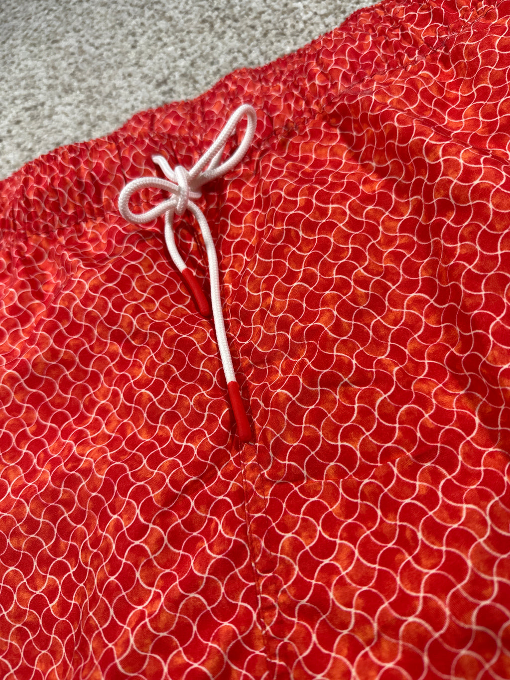Goodfellow & Co 5-inch swim trunks with liner men's XXL red mosaic
