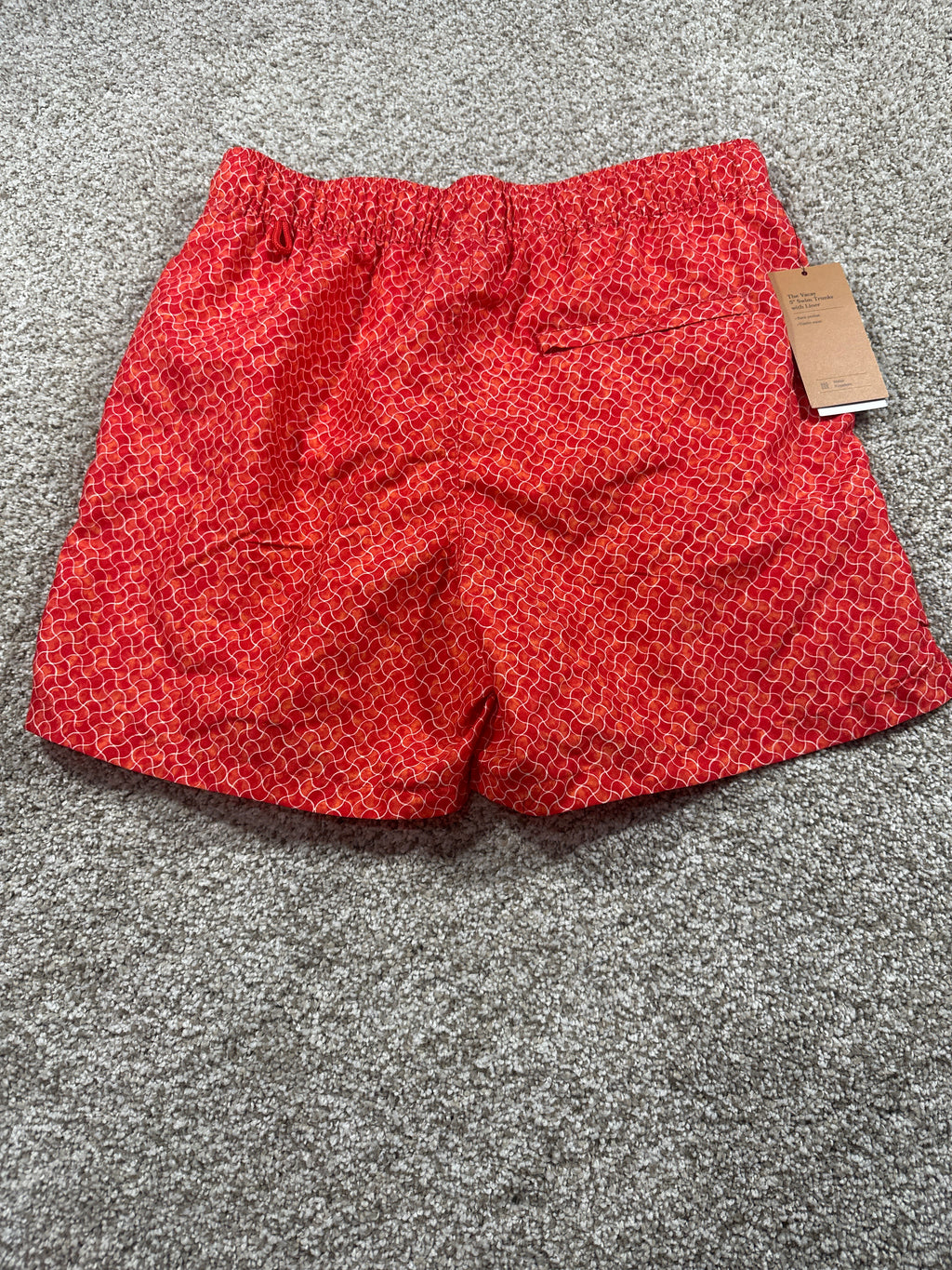 Goodfellow & Co 5-inch swim trunks with liner men's small red mosaic