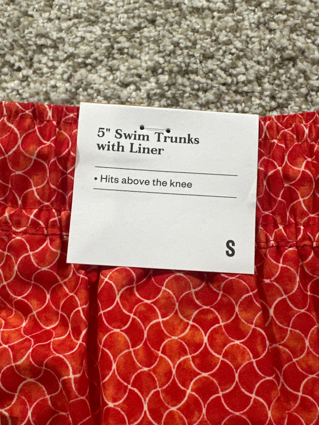 Goodfellow & Co 5-inch swim trunks with liner men's small red mosaic