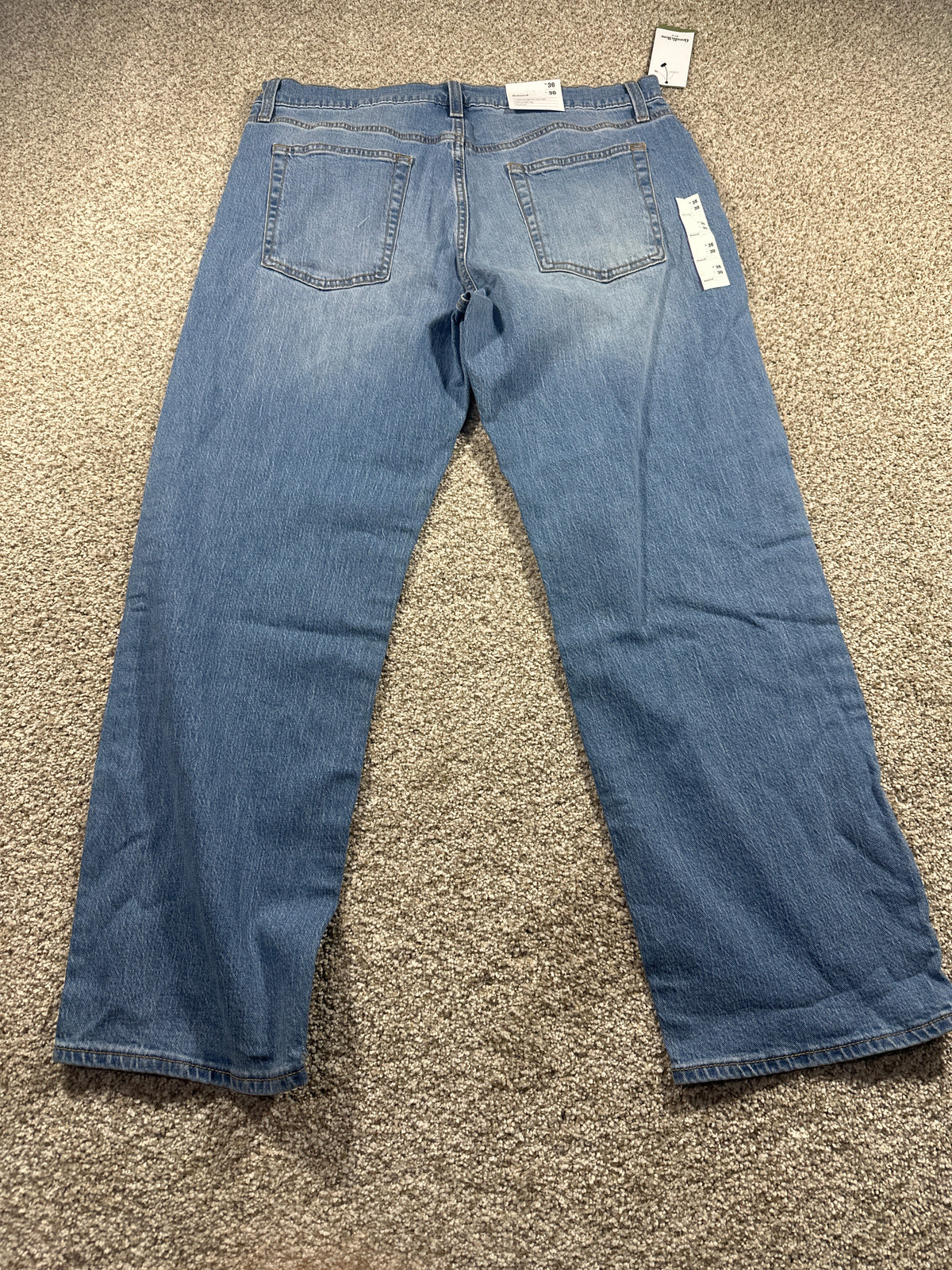 Goodfellow & Co relaxed Total Flex jeans light wash 36x30 - photo 3