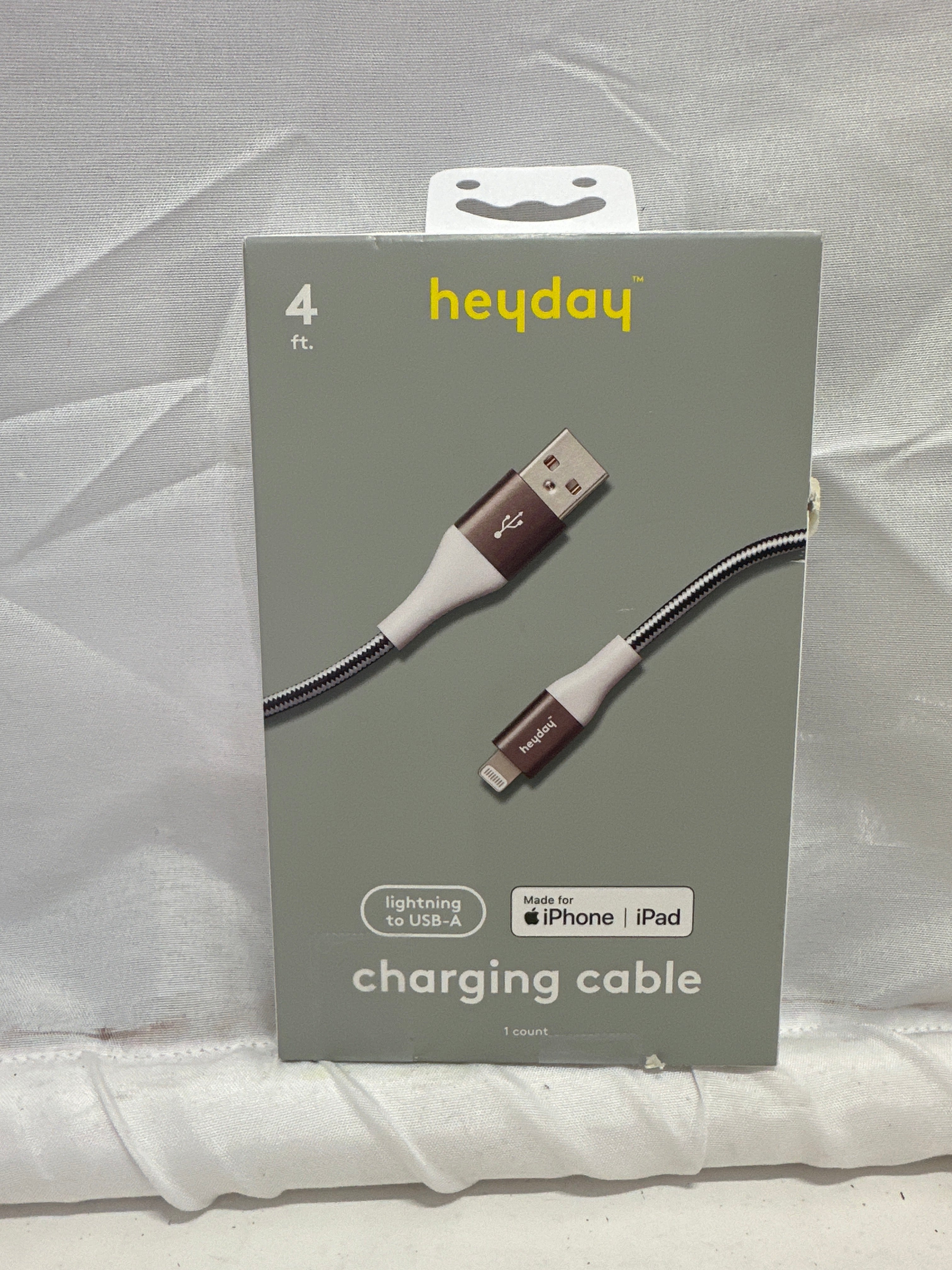 heyday 4ft Lightning to USB-A Charging Cable Black White MFi Certified