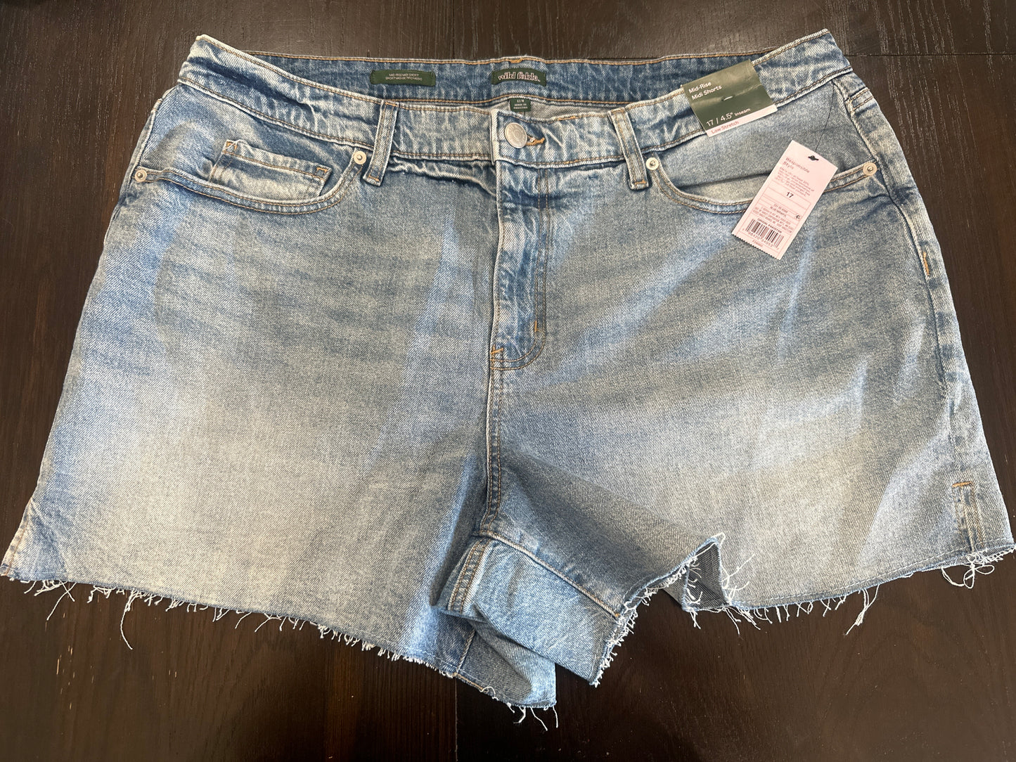 Wild Fable Women's Mid-Rise Midi Denim Shorts Light Wash Size 17 4.5" Inseam