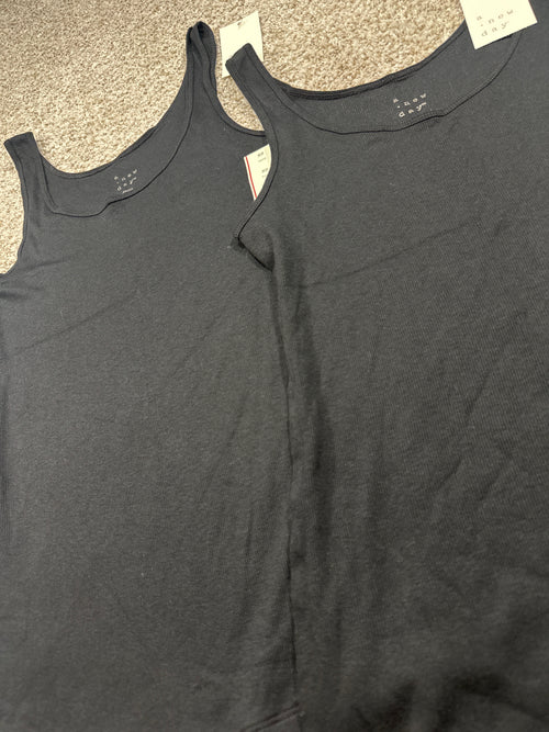 Two-pack A New Day black ribbed tank tops, extra small