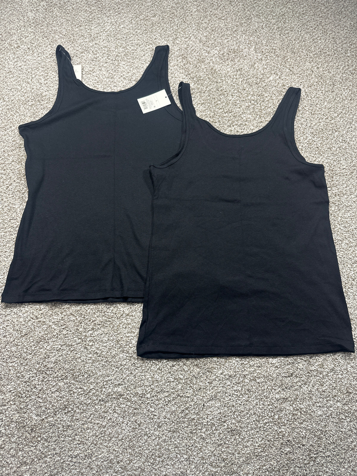 Two-pack A New Day black ribbed tank tops, large