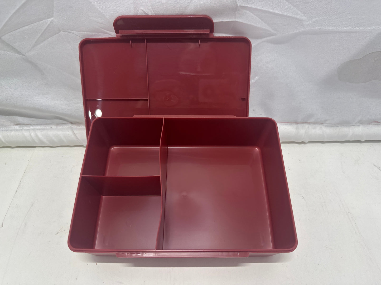 Dealworthy Bento Box 3 Compartment Lunch Box Red Microwave Dishwasher Safe