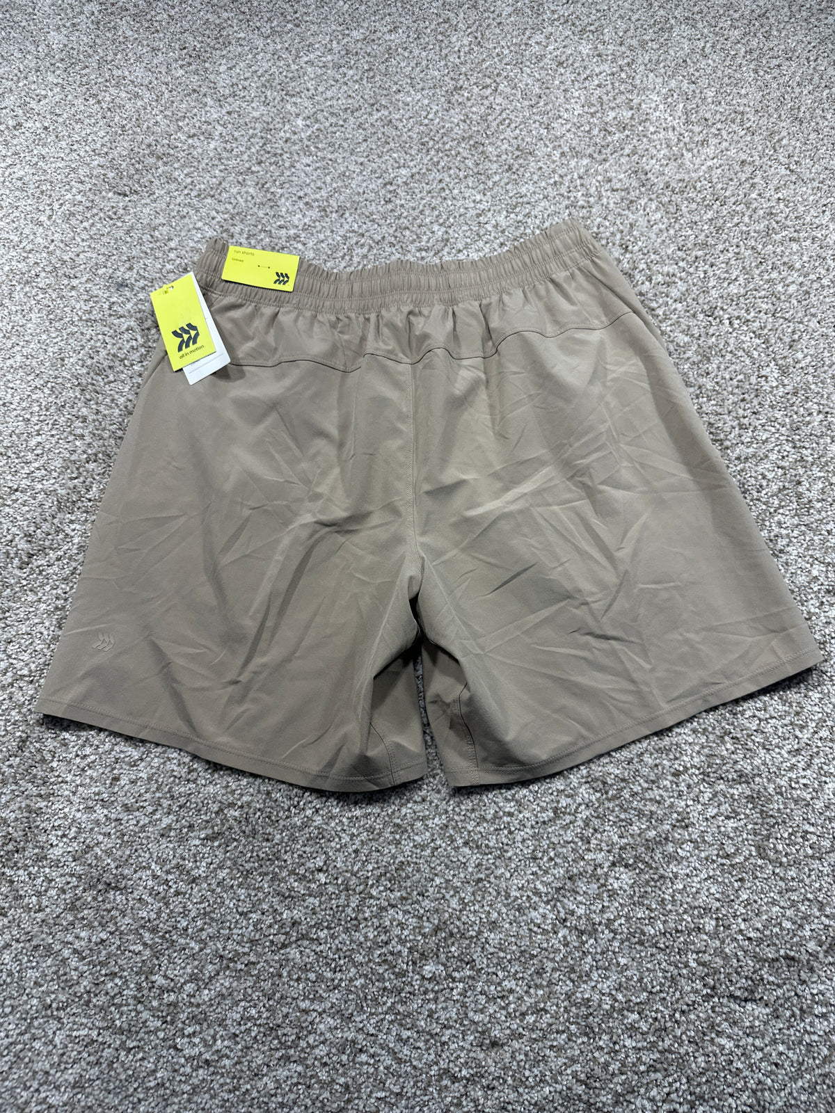 All in Motion men's beige unlined 7-inch run shorts, photo 3