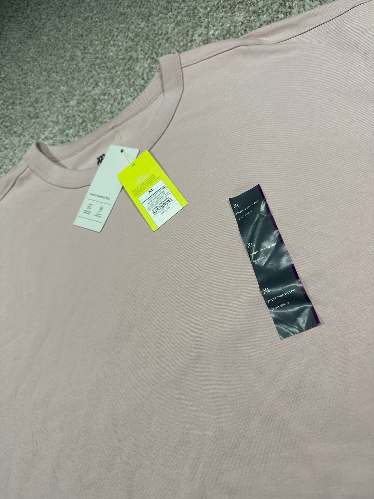 All in Motion men's light pink short sleeve oversized tee, photo 2