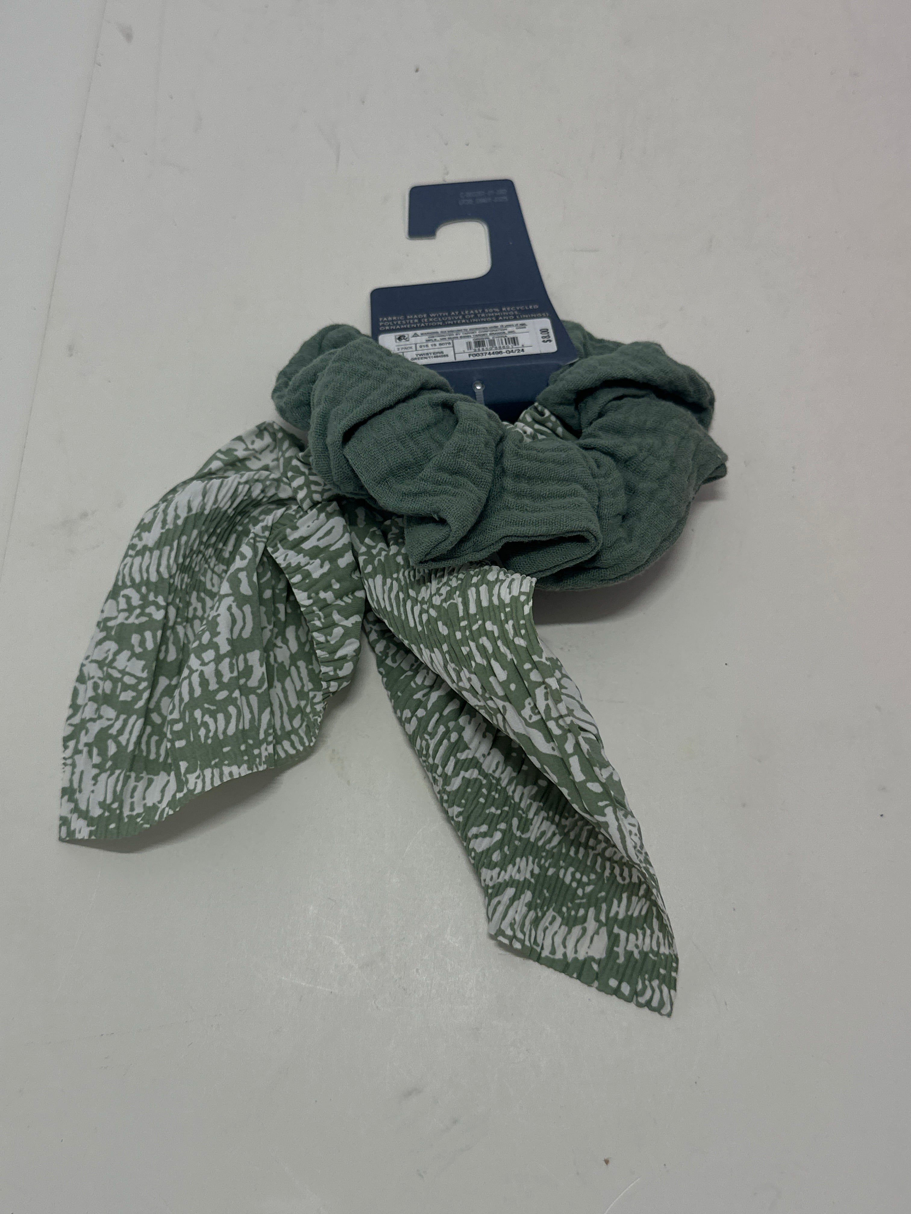 Universal Thread Scrunchie Set – Green Hair Ties with Scarf Bow