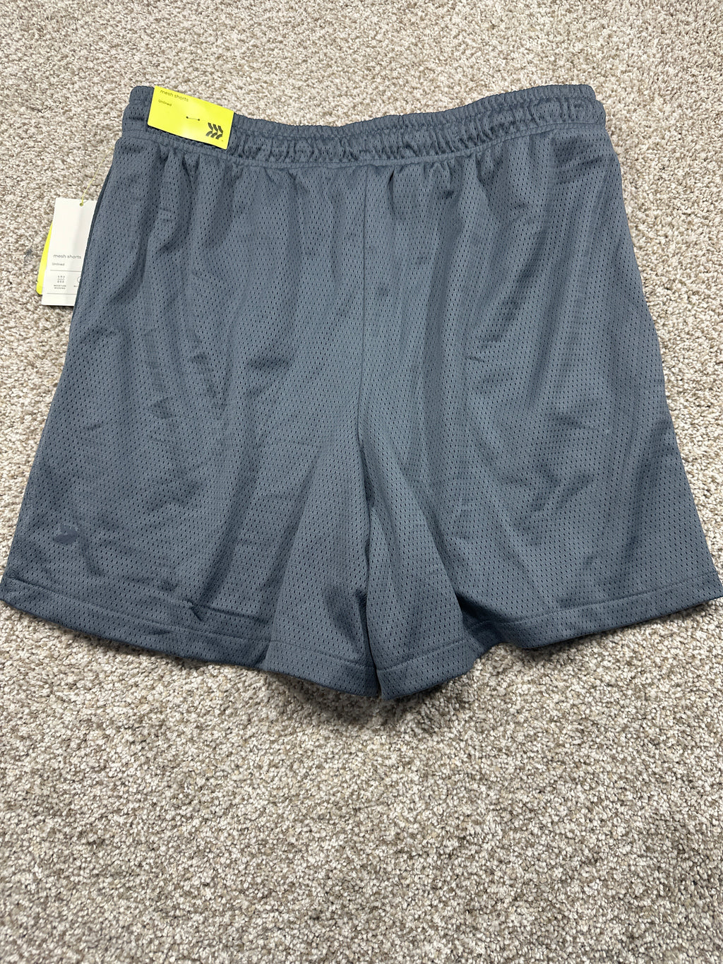 All in Motion men's dark gray mesh shorts, photo 3