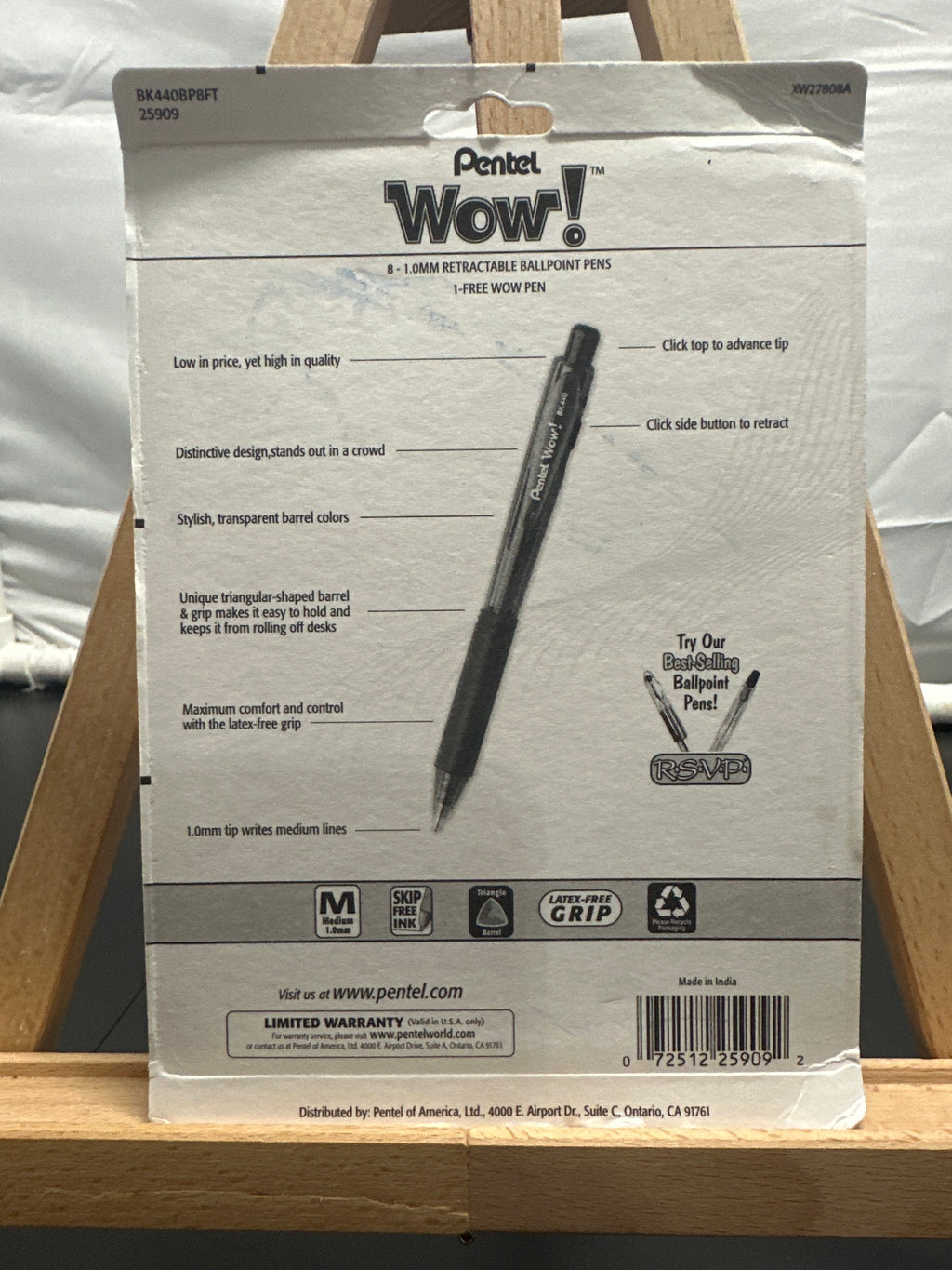 Pentel Wow ballpoint pen pack detail