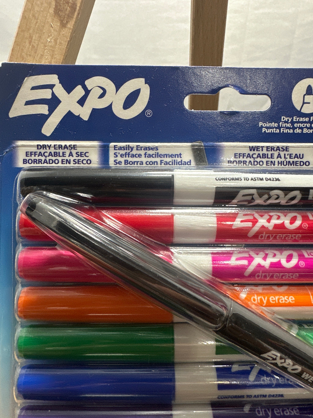Expo marker set packaging detail