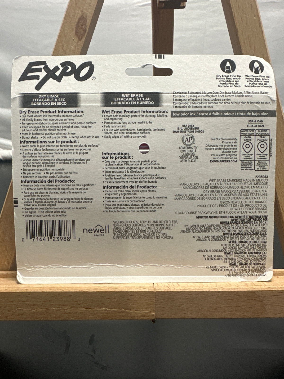 Expo marker set packaging detail