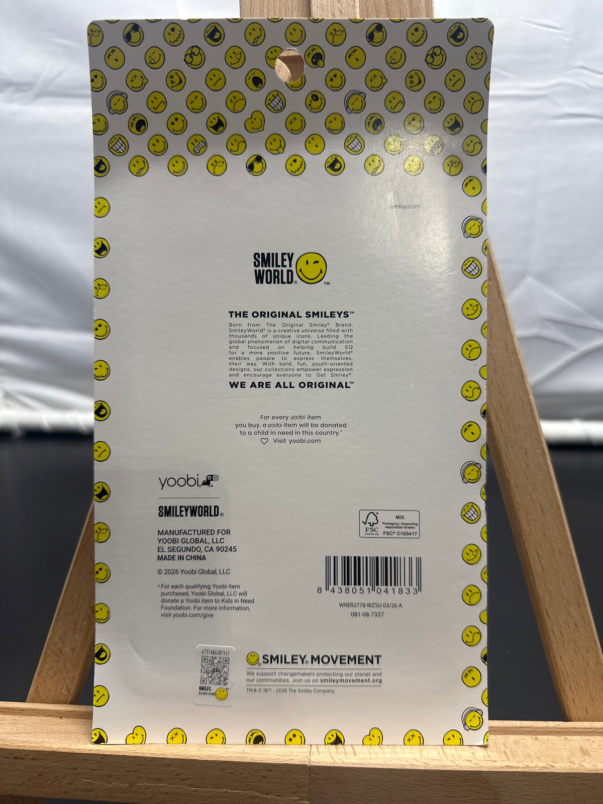 Yoobi SmileyWorld eraser buddies packaging detail