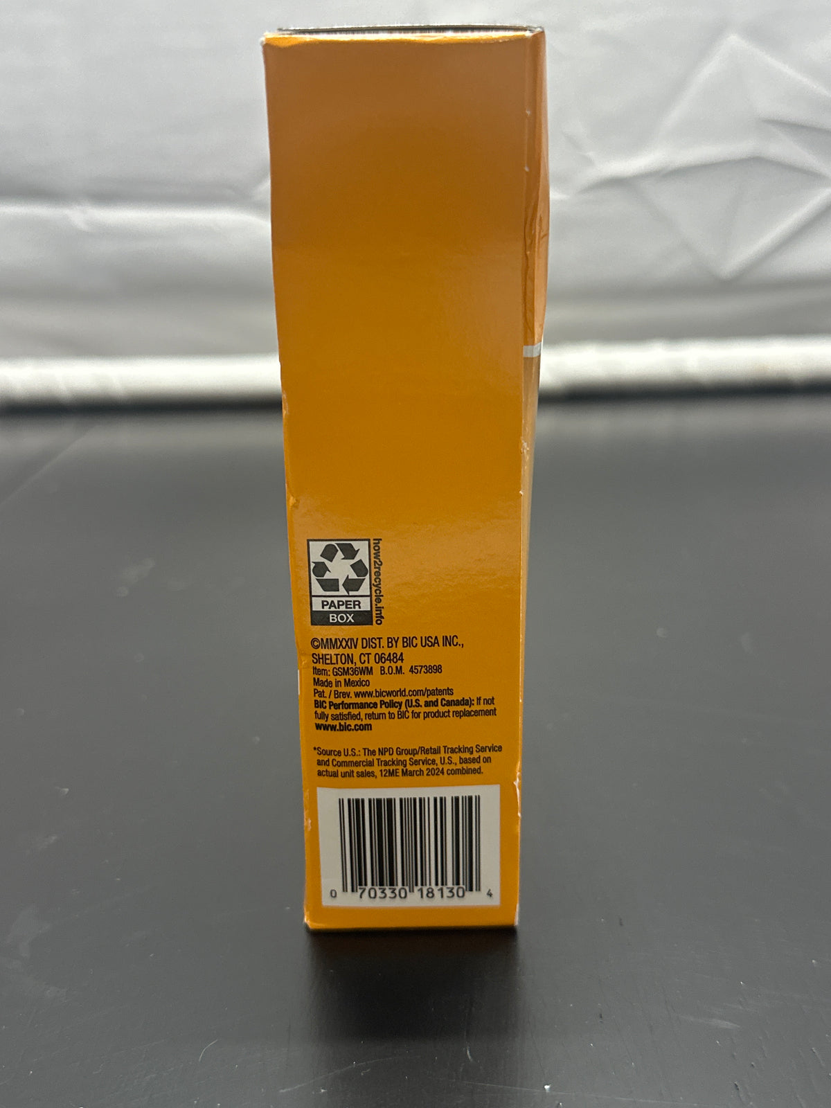 BIC Round Stic Xtra Life black ball pens package detail