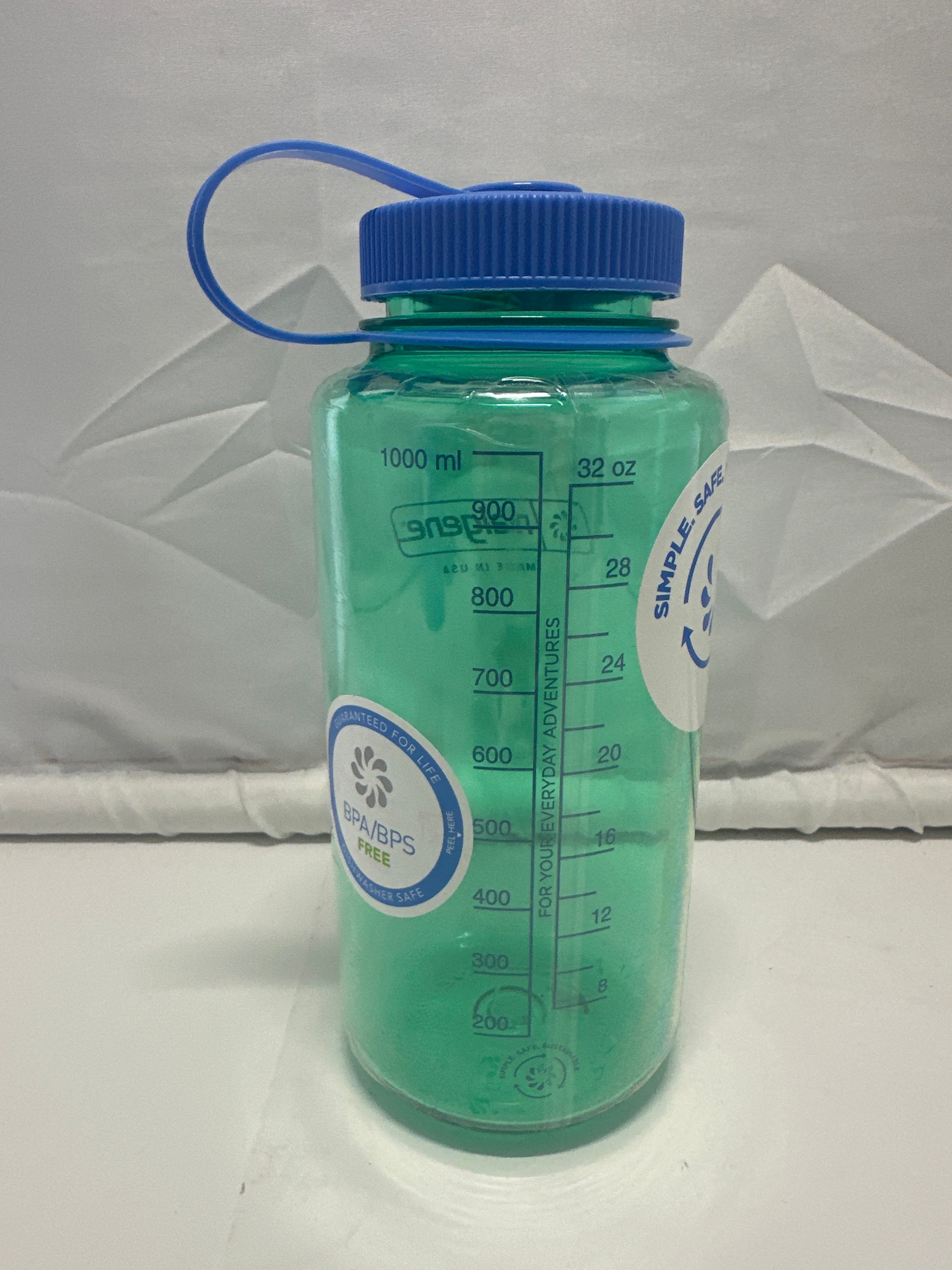 Nalgene Wide Mouth 32 oz Sustain Bottle - Pastel Green