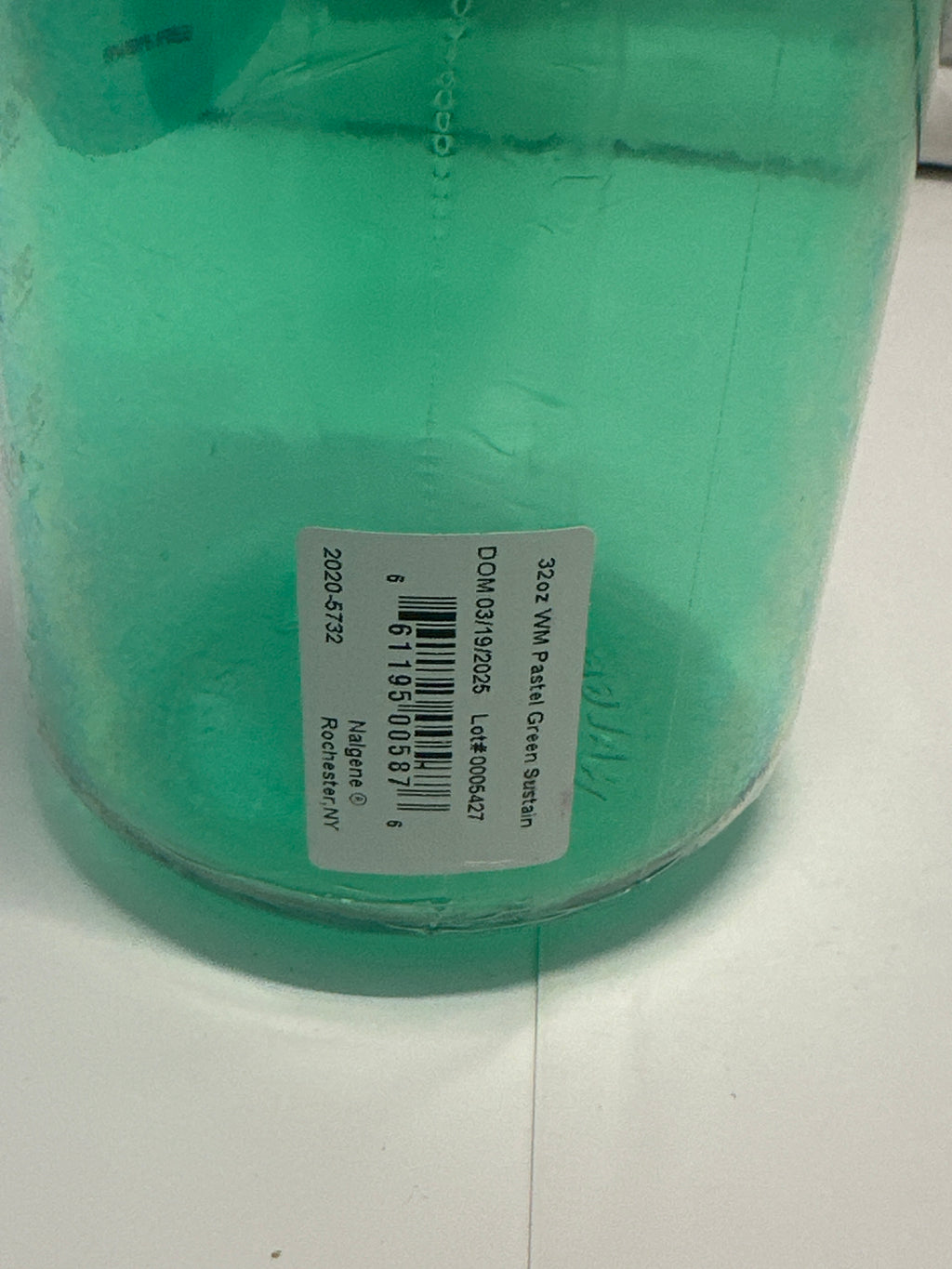 Nalgene Wide Mouth 32 oz Sustain Bottle - Pastel Green