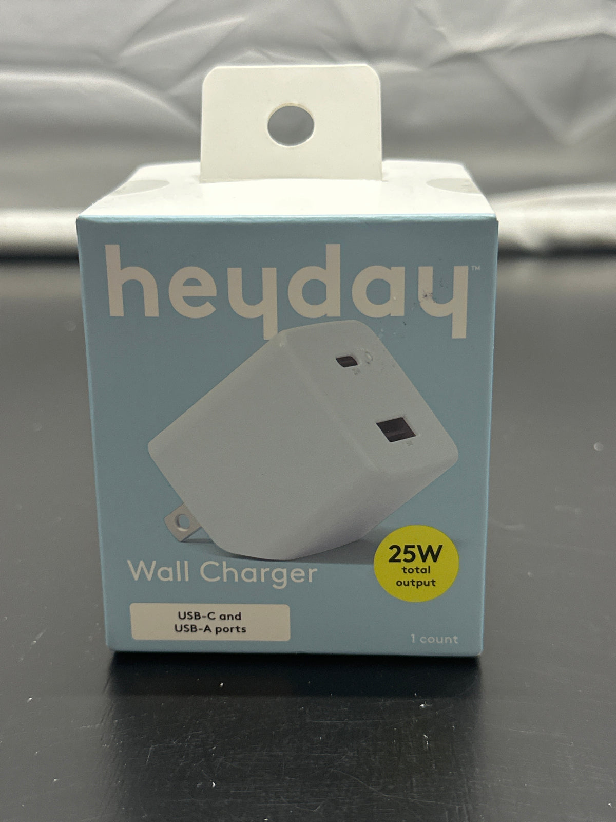 heyday blue 25W dual-port wall charger retail box front