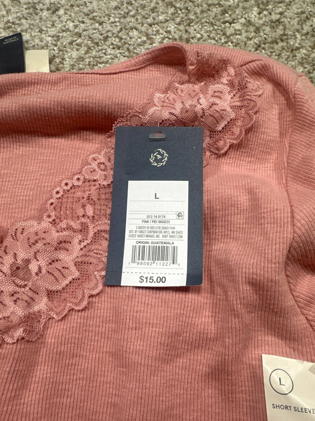 Universal Thread women's pink lace-trim ribbed short sleeve T-shirt size and barcode tag