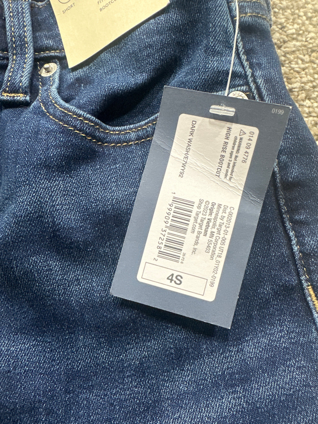 Universal Thread women's dark wash high-rise bootcut jeans image 5
