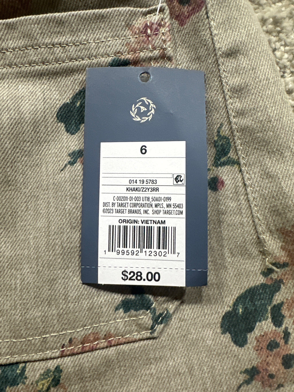 Universal Thread floral sailor shorts size 6 retail tag with UPC 199592123027