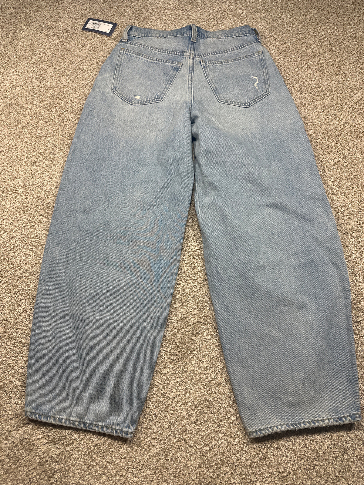 Universal Thread women’s light wash easy barrel jeans, back view