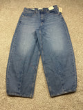 Universal Thread women’s medium wash high-rise easy barrel jeans, front view