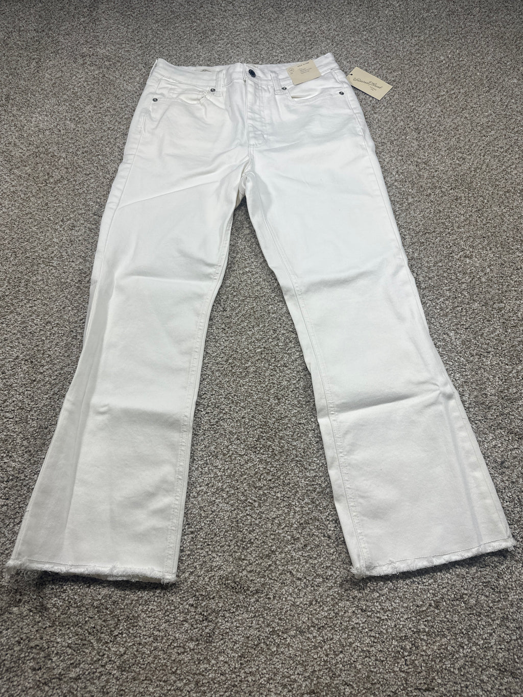 Universal Thread Women's White High Rise Kick Flare Jeans Size 10