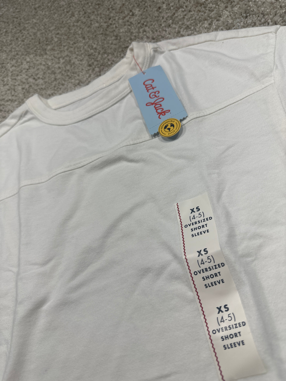 Cat & Jack Boys White Oversized Varsity Stripe Short Sleeve T-Shirt XS 4/5 NWT