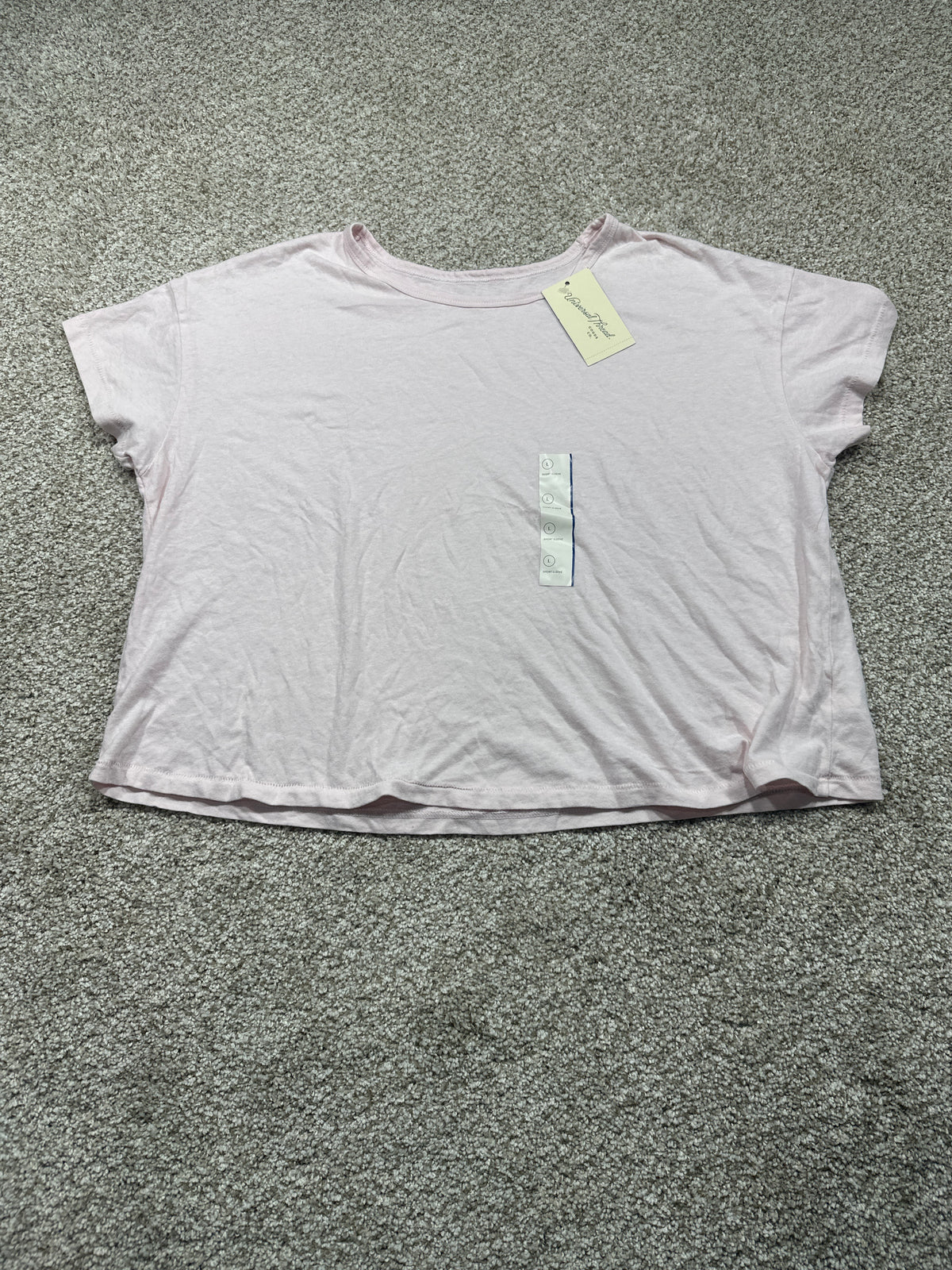 Universal Thread women’s light pink short sleeve T-shirt front view
