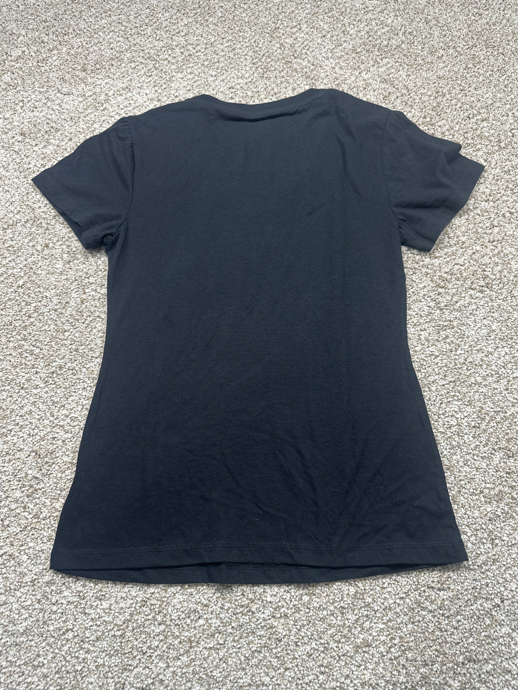 Universal Thread women’s ebony black short sleeve T-shirt back view