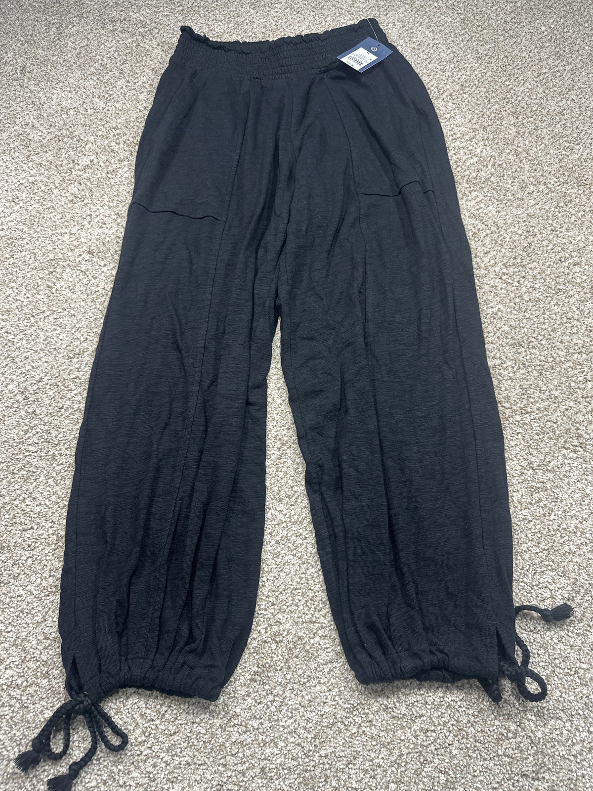 Universal Thread women’s black drawstring wide leg pants front view