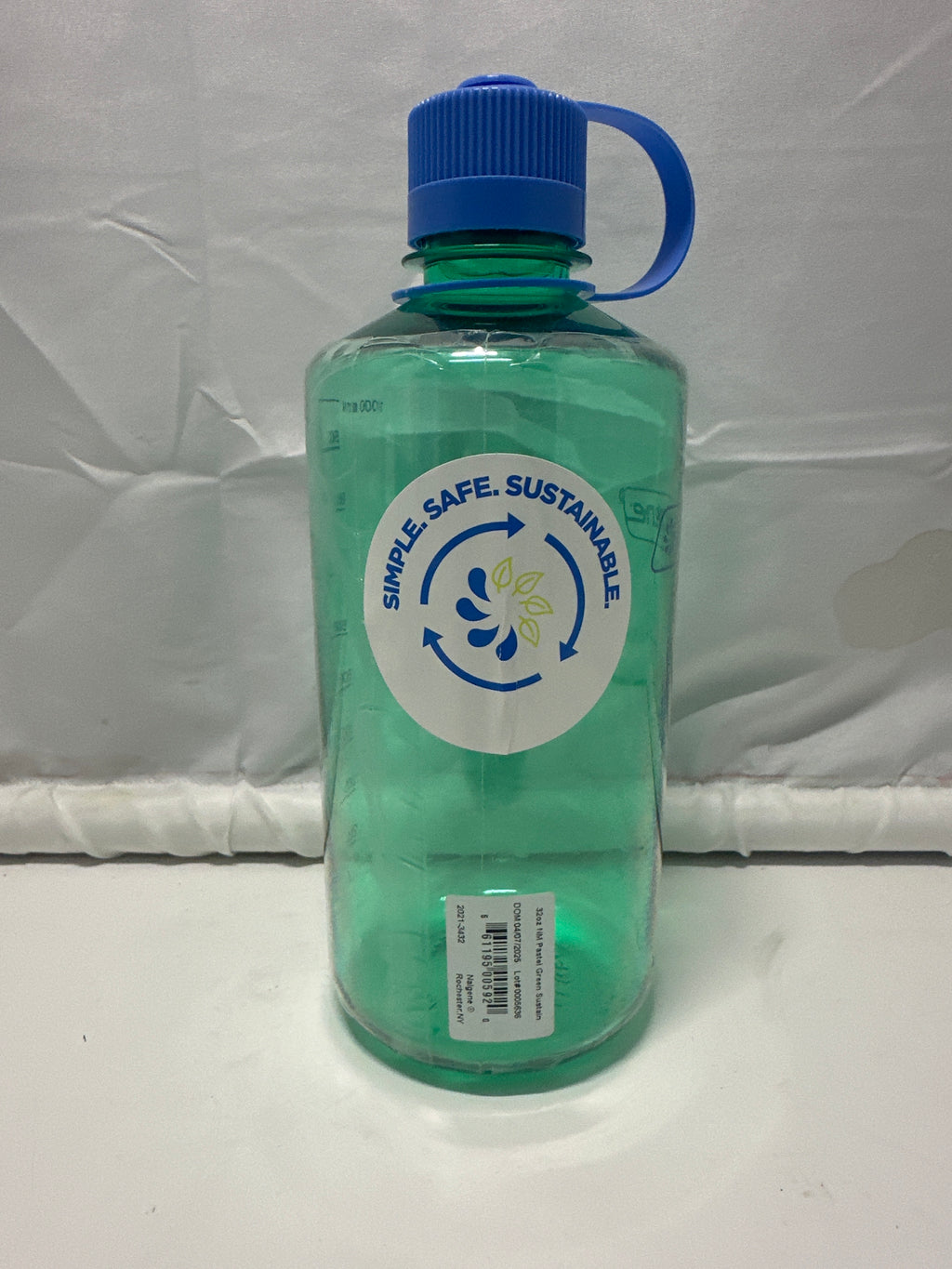 Nalgene 32oz Narrow Mouth Sustain Water Bottle - Pastel Green