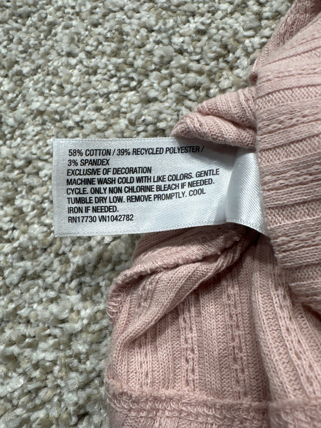 Universal Thread women's pink pointelle tank top material label