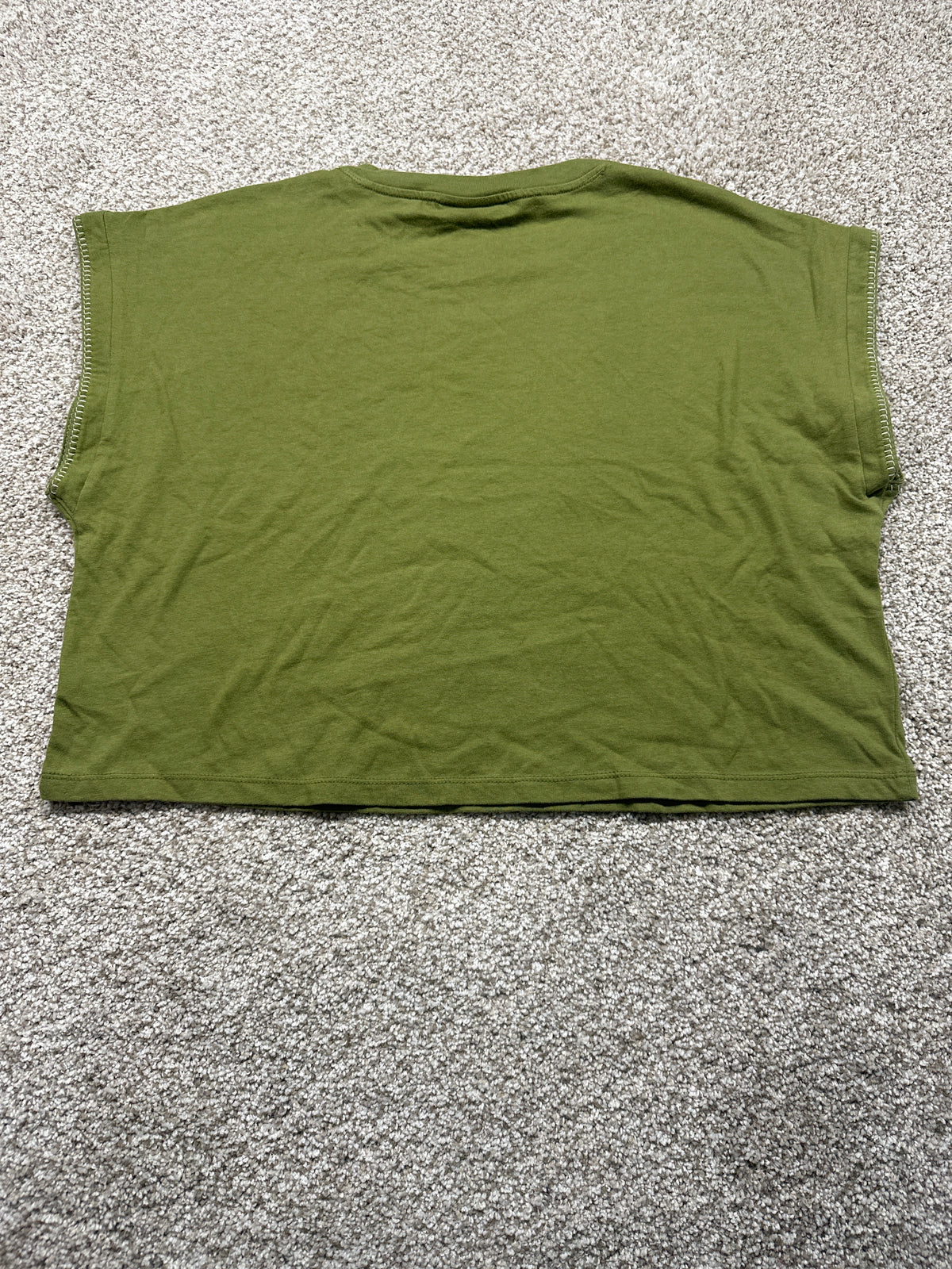 Universal Thread women's green cap sleeve cropped T-shirt back