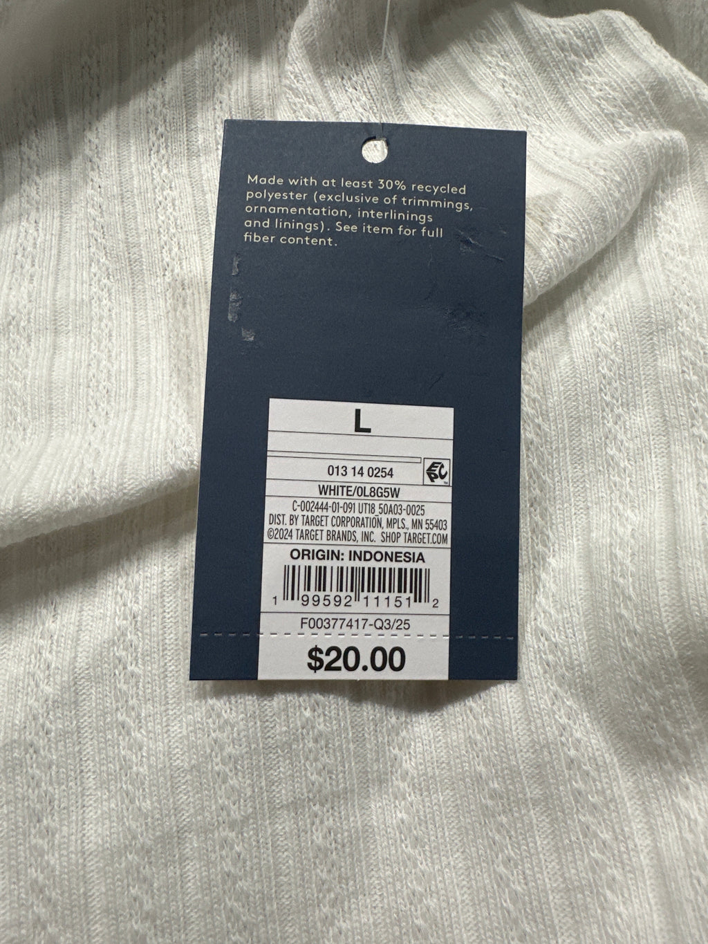 Universal Thread women's white ribbed long sleeve henley crop top barcode and size tag