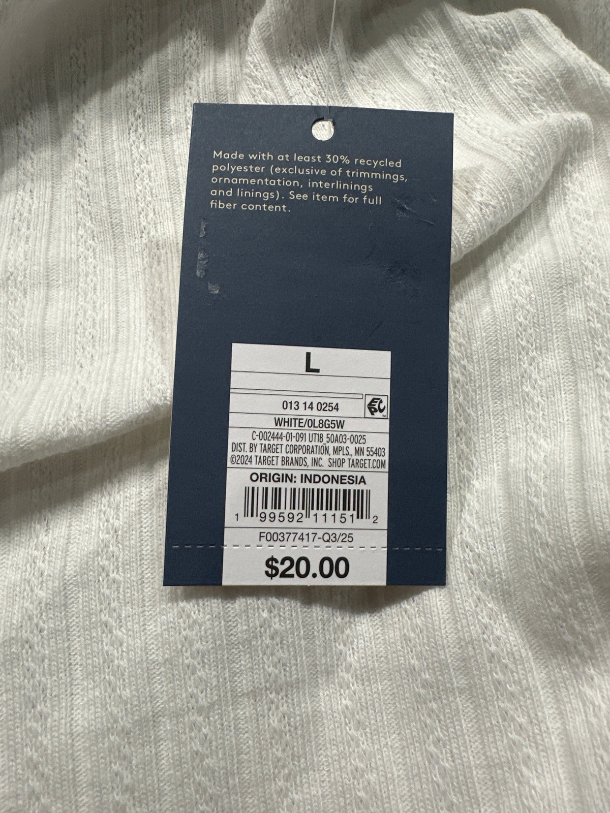 Universal Thread women's white ribbed long sleeve henley crop top barcode and size tag