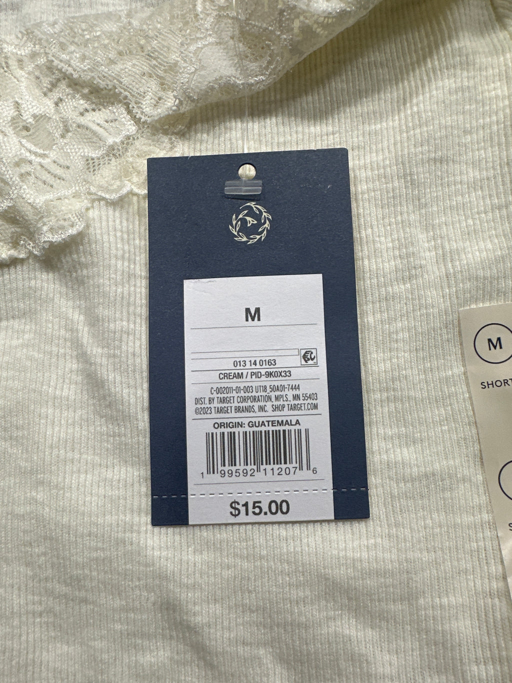 Universal Thread women's cream lace trim ribbed T-shirt size and barcode tag