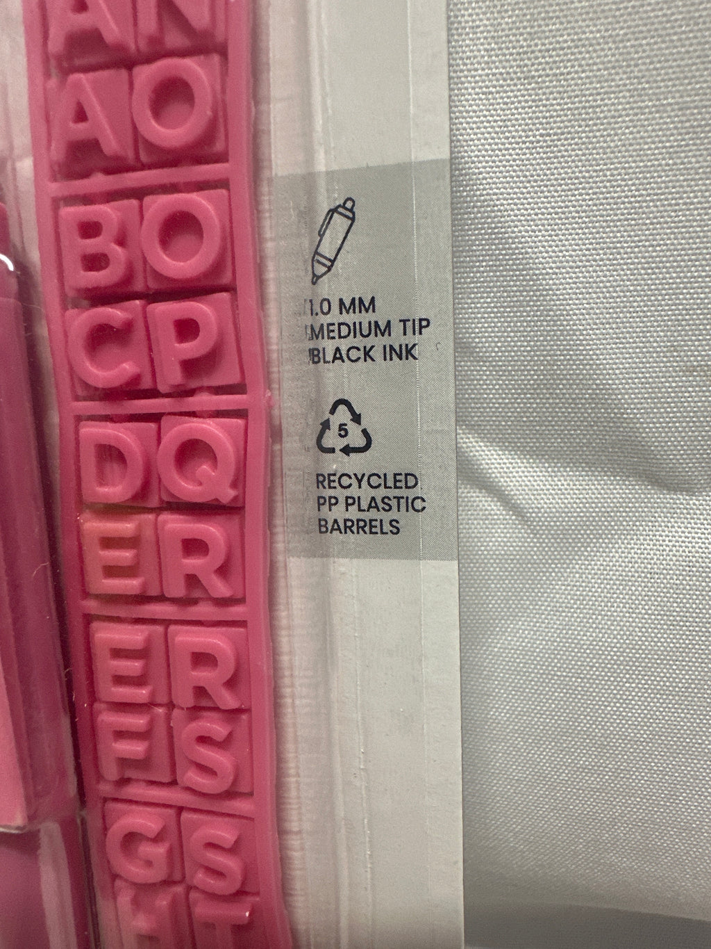 Yoobi Charm Pen Set 36 Letters Customizable Magic Create Black Ink Pink