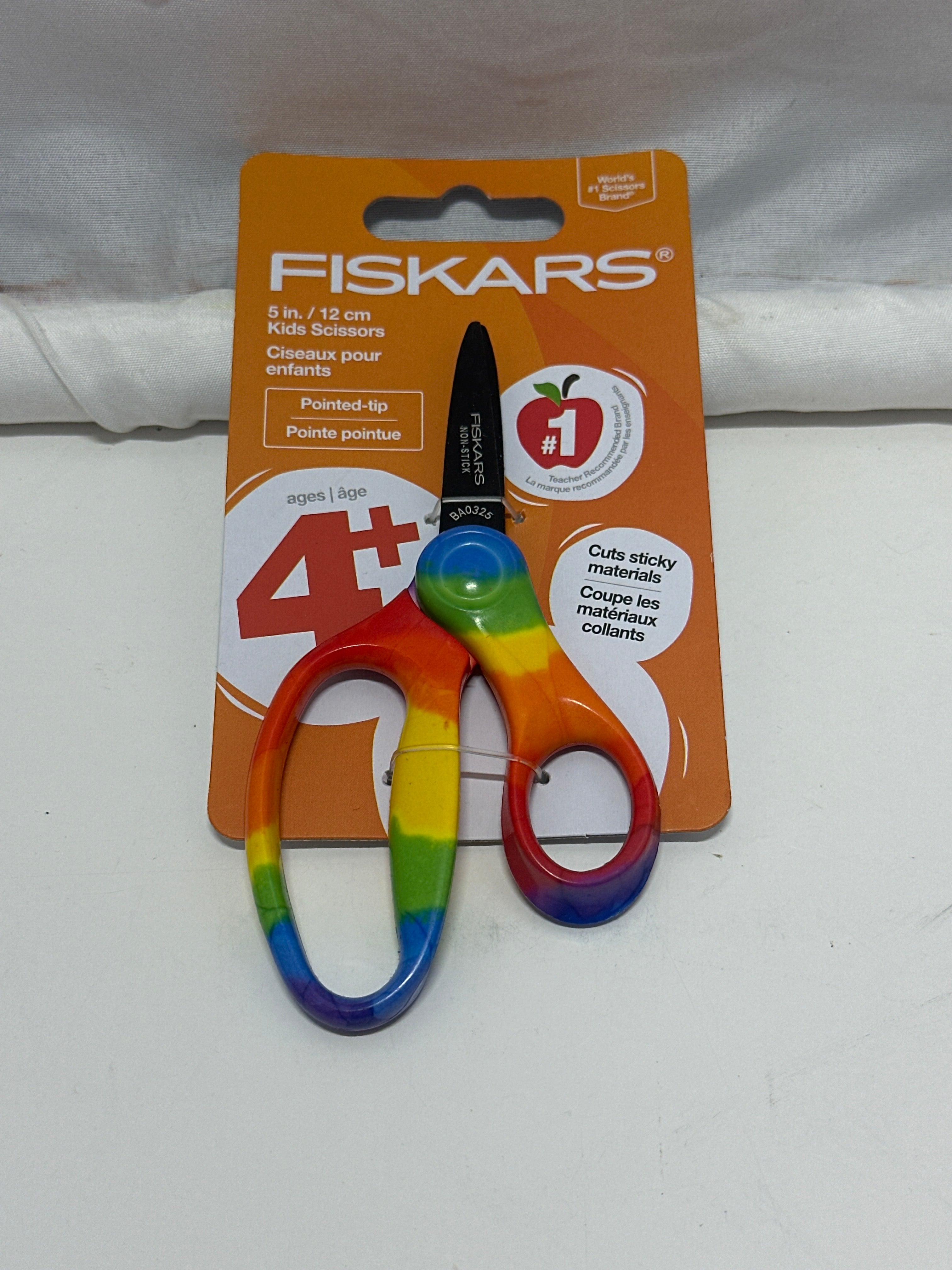 Fiskars Kids Scissors 3 Pack 5” Ages 4+ Blue Speckled Rainbow Basketball School