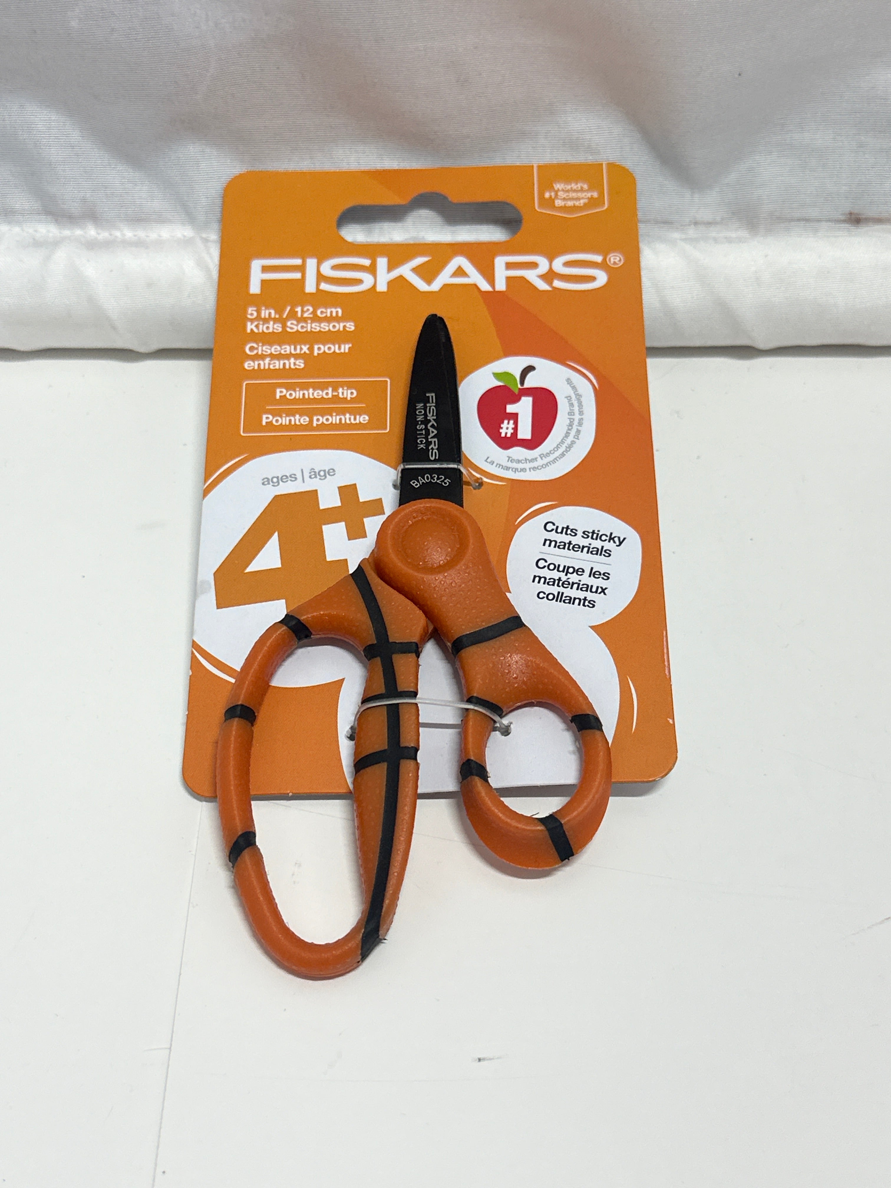 Fiskars Kids Scissors 3 Pack 5” Ages 4+ Blue Speckled Rainbow Basketball School